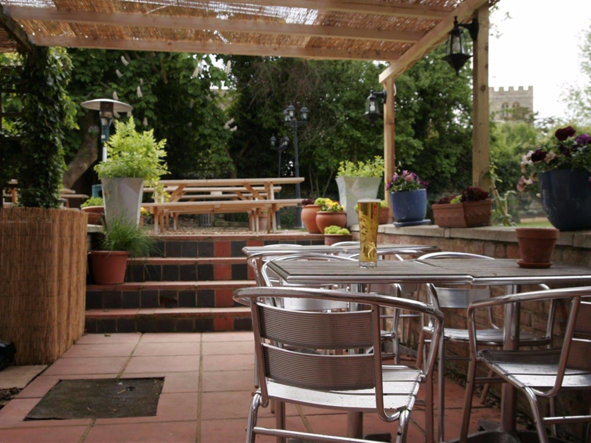 Hotel The White Hart Sherington Exterior foto